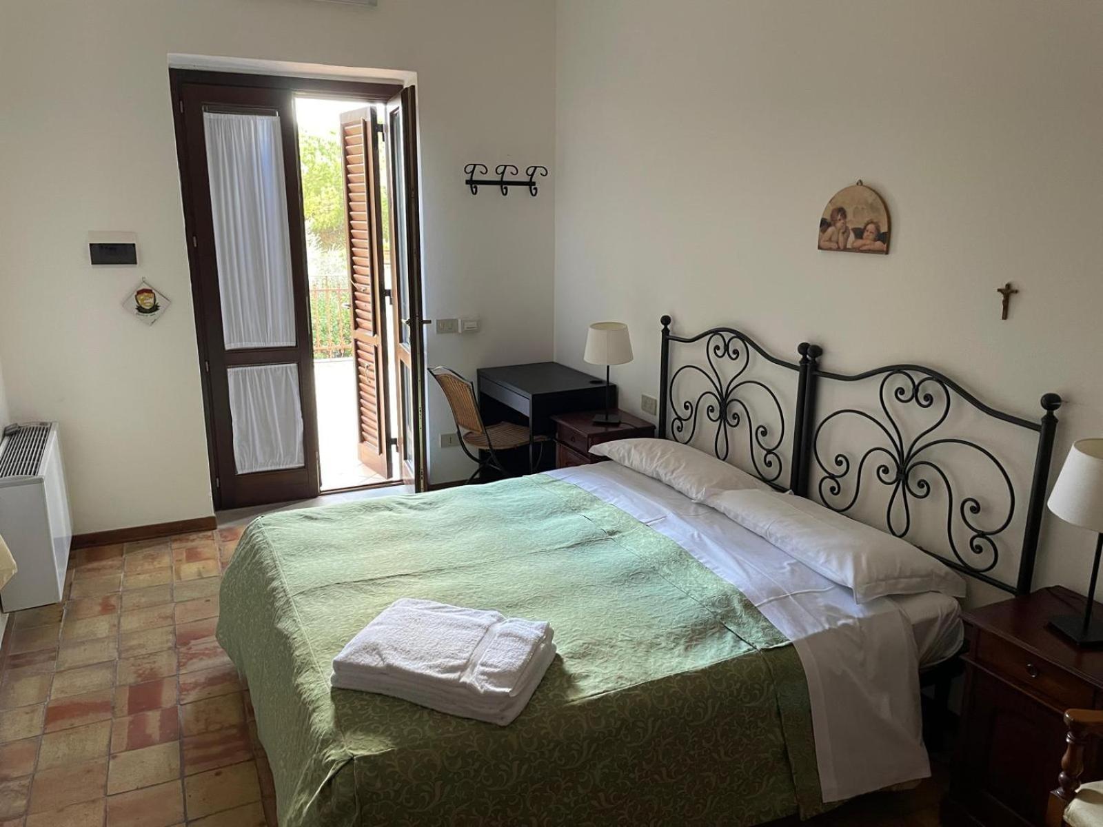 Agriturismo Villa Luca SantʼAgata di Militello Exterior foto